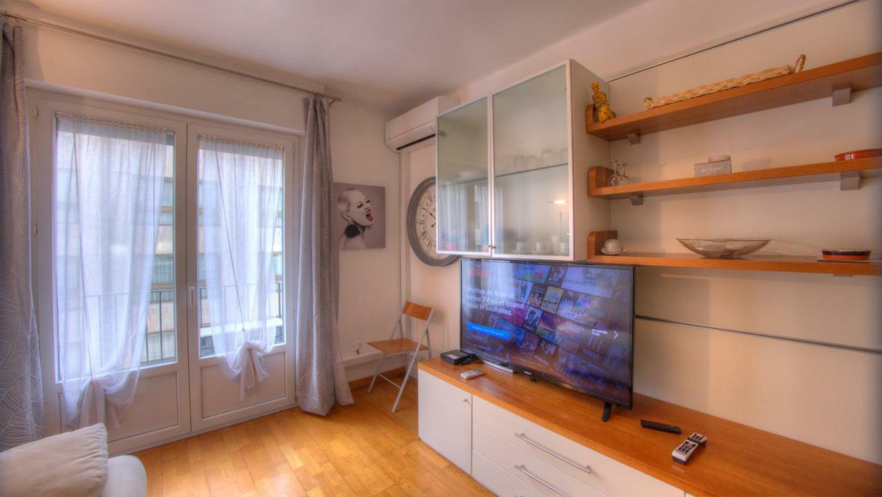 Appartement 2 Pièces 57 Rue d'Antibes 2 étoiles à Cannes Extérieur photo